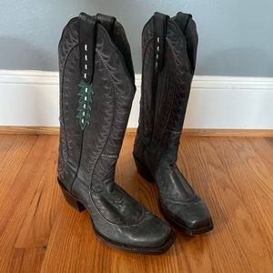 Women’s Nocona Boots